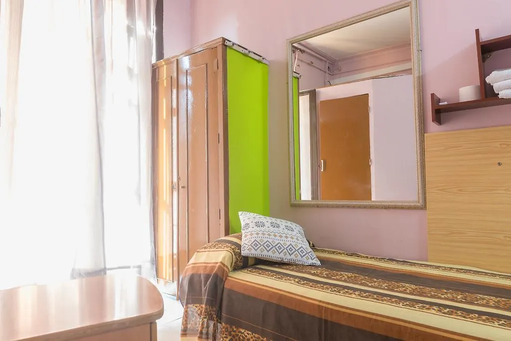 Hostel Turisol Barcelona